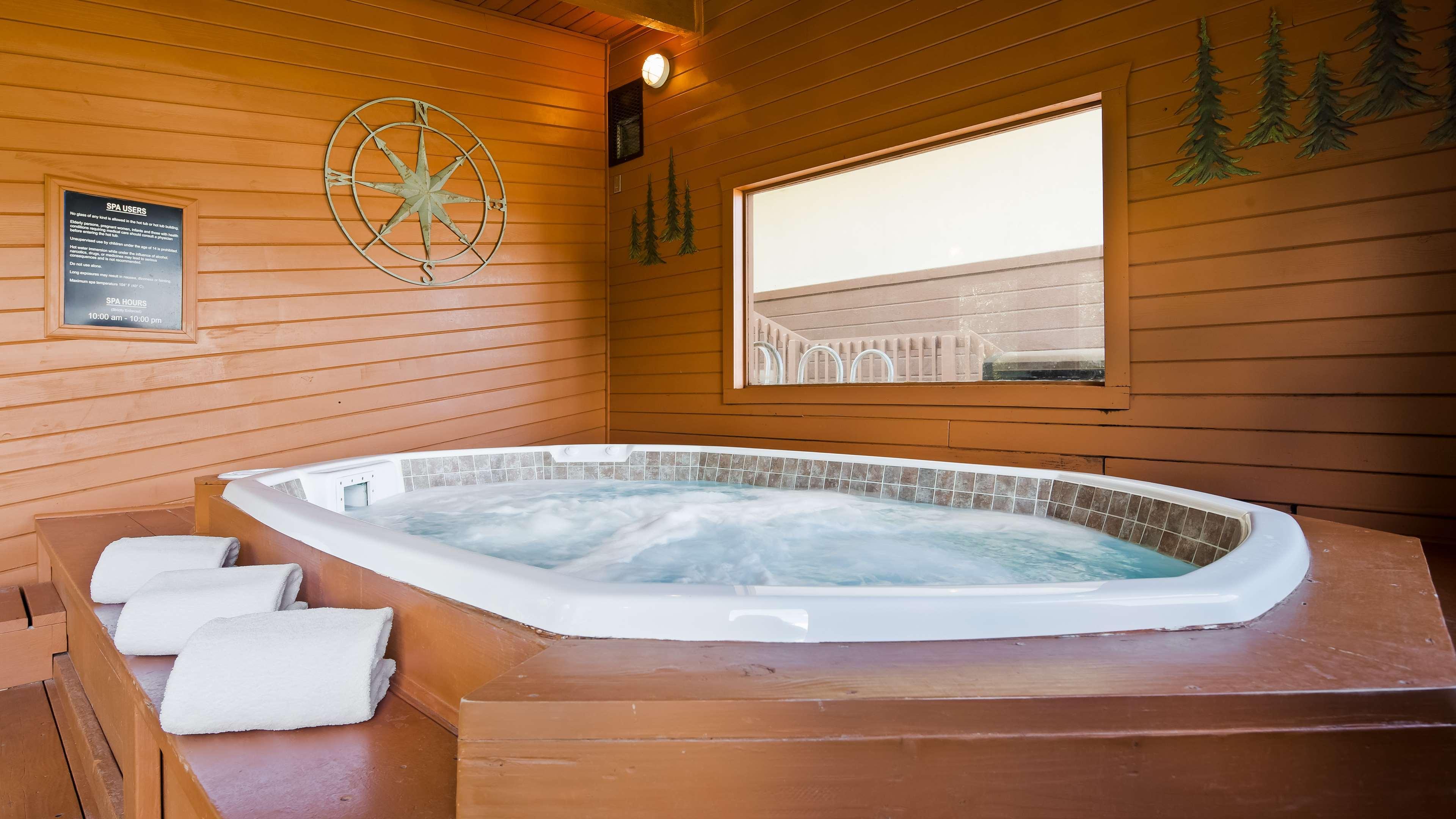 Best Western Alpenglo Lodge Уинтър Парк Екстериор снимка