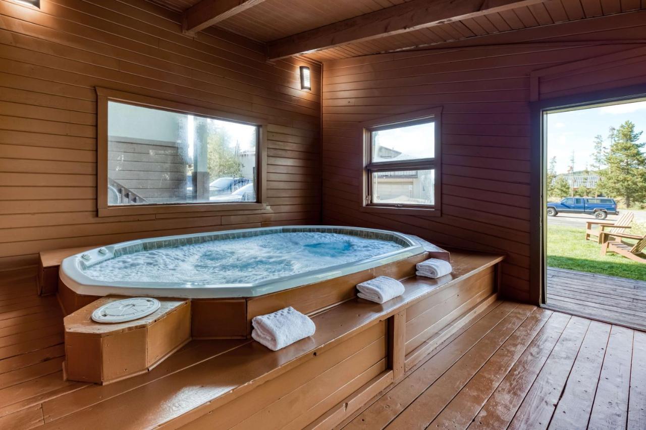 Best Western Alpenglo Lodge Уинтър Парк Екстериор снимка
